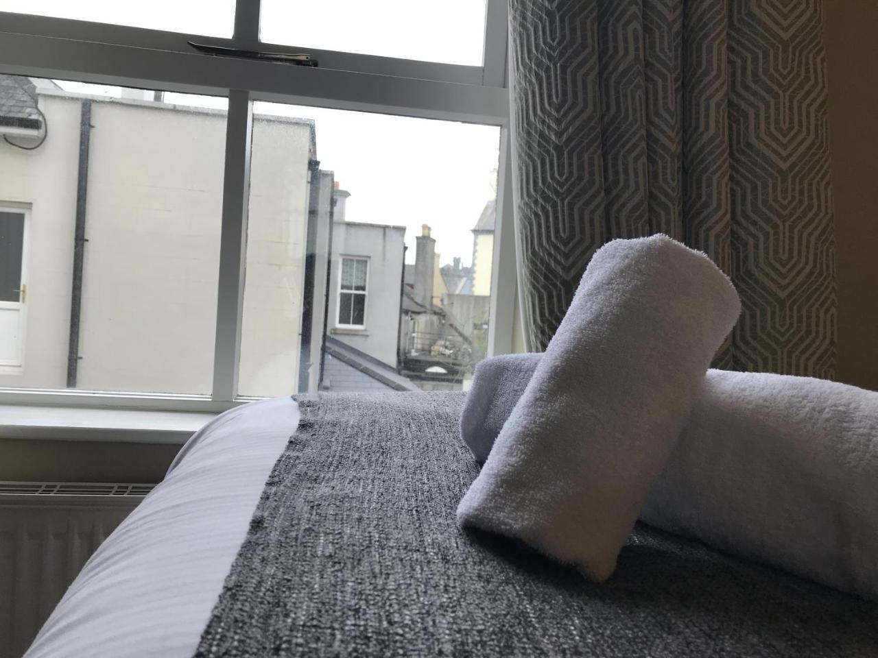The Townhouse Bed & Breakfast Килкени Екстериор снимка